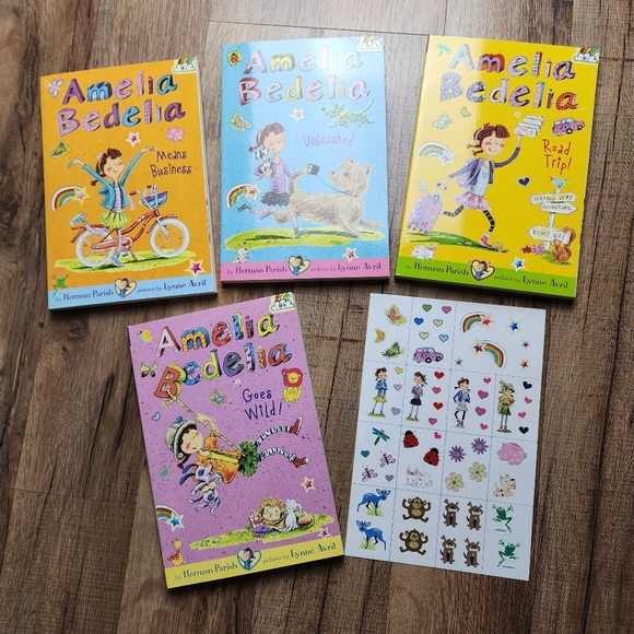 Amelia Bedelia Chapter Book 4-Book Box Set By Herman Parish - Picture 3 of 8